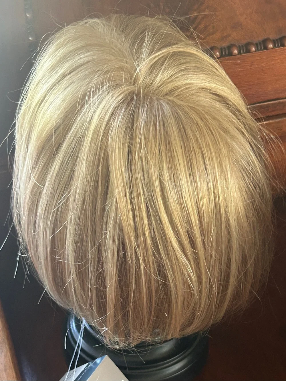 Henry Margu NWT Ash Blonde 14H Long Bob Fringe Wig Style 4745 Kelly Petite Avg